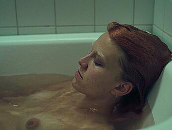 Actress - Frederikke Dahl Hansen: Movie - Noia